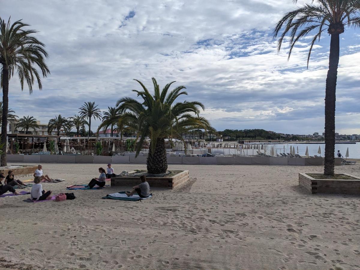 Eden Golfe Plages A Pieds Parking Prive Валлорис Экстерьер фото